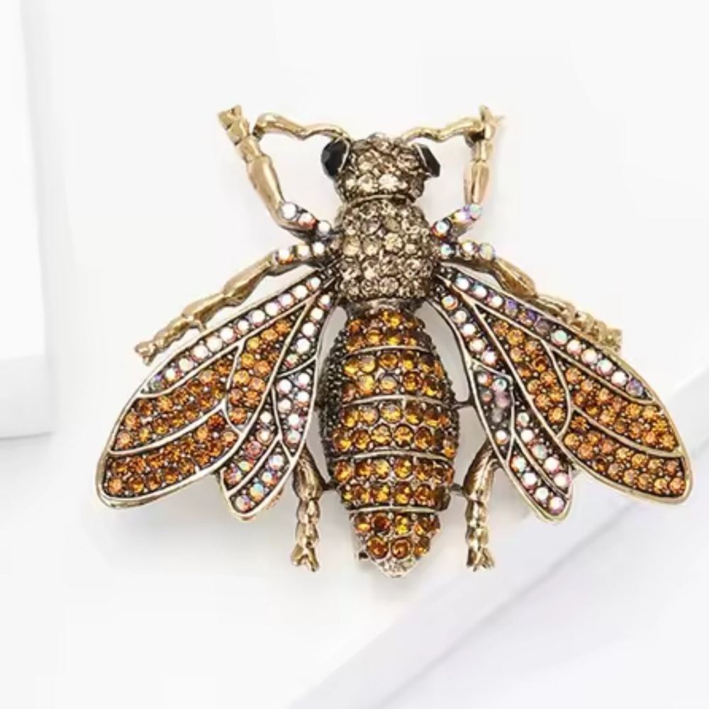 Brown Bee Crystal Brooch - Picture 4 of 4